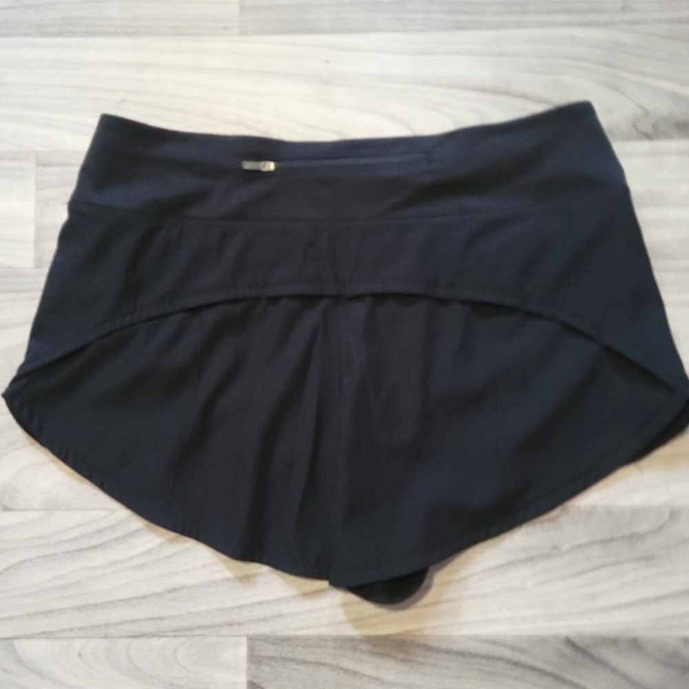 Buc-ee's Athletic Shorts - Picture 2 of 6